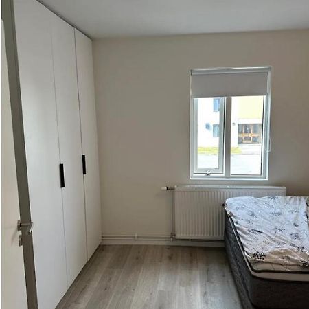Apartment Close To The Airport Keflavík Kültér fotó