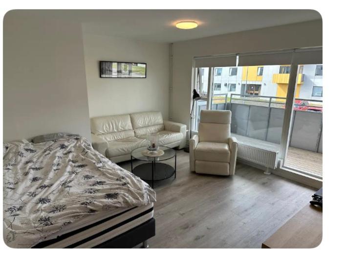 Apartment Close To The Airport Keflavík Kültér fotó